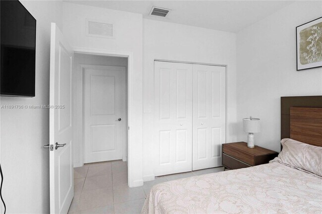 Building Photo - 12856 SW 242nd St