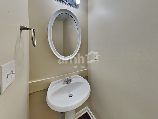 Building Photo - 3533 Shortleaf Run