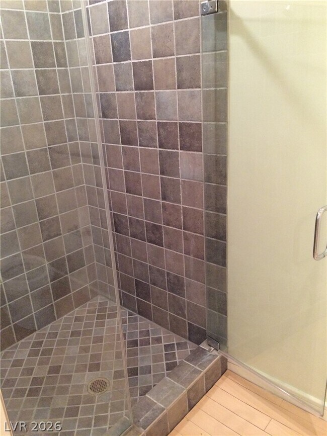 Building Photo - 200 Hoover Ave