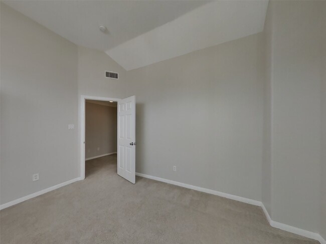 Building Photo - 2907 Crescent Star Rd