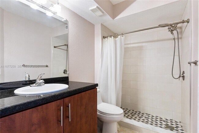 Building Photo - 12760 Vista Isles Dr