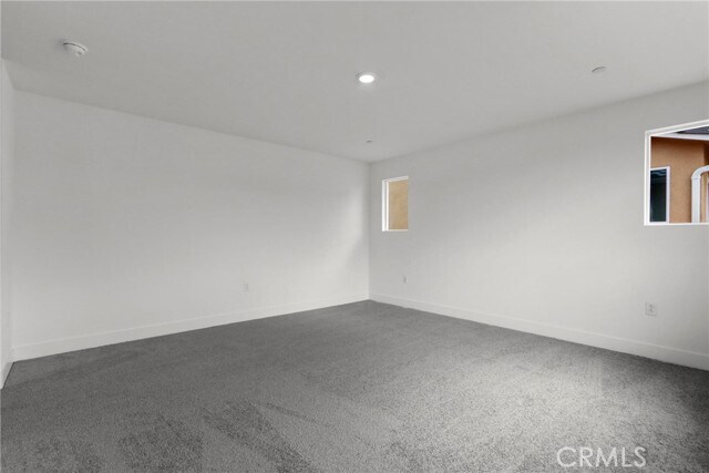 Building Photo - 33303 Celadon Ave