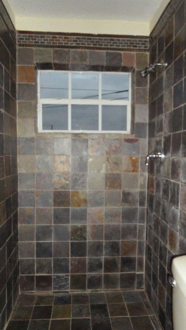 Building Photo - 700 N 70th Ave