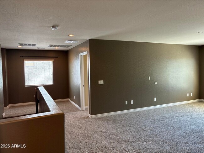 Building Photo - 29491 N 69th Ave
