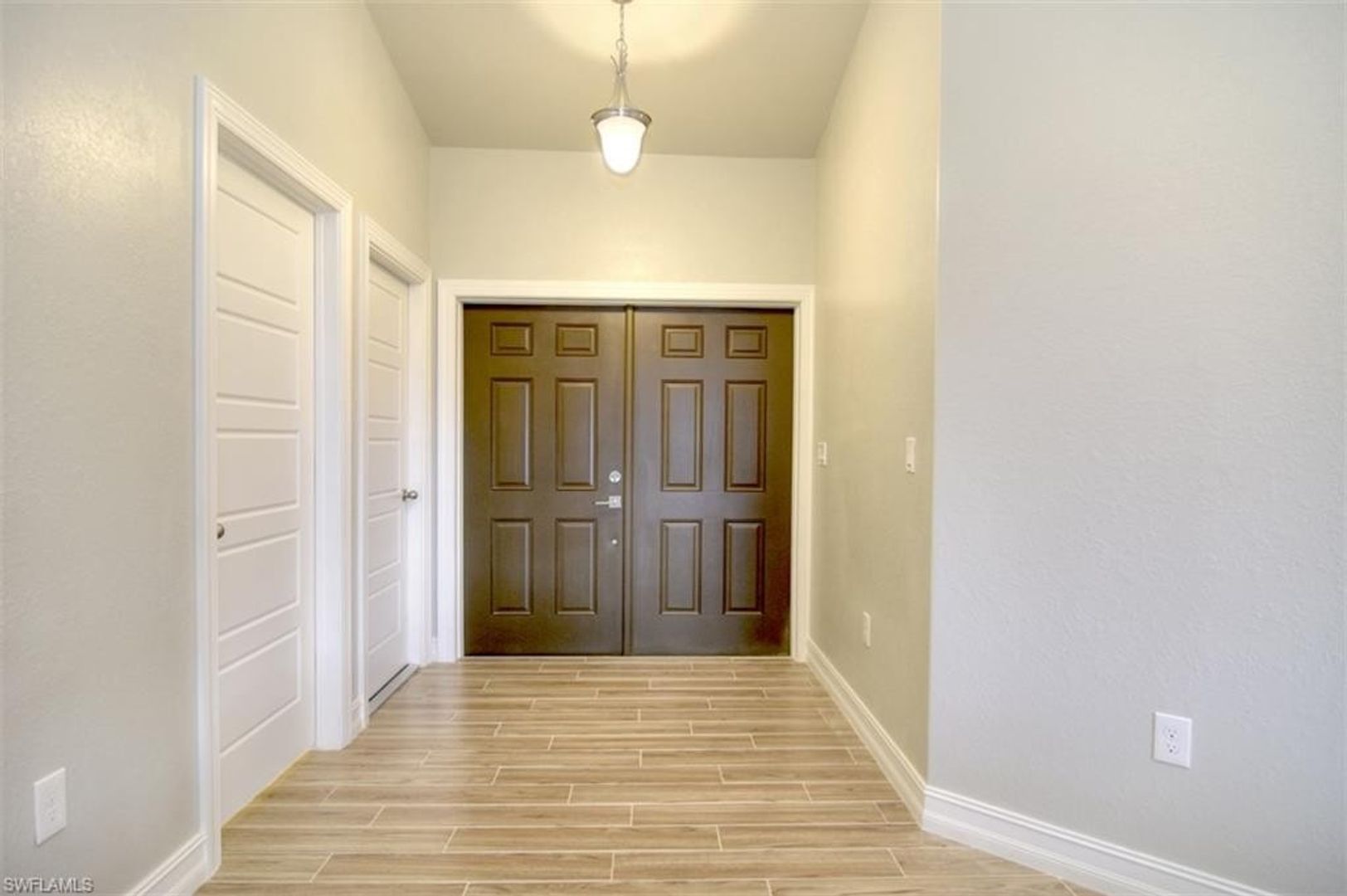 Building Photo - Coming  Soon Stunning  3 bedroom 2 bathroom single family home.
