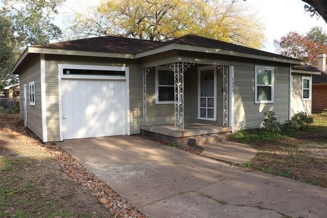 Primary Photo - 1317 Highland Dr