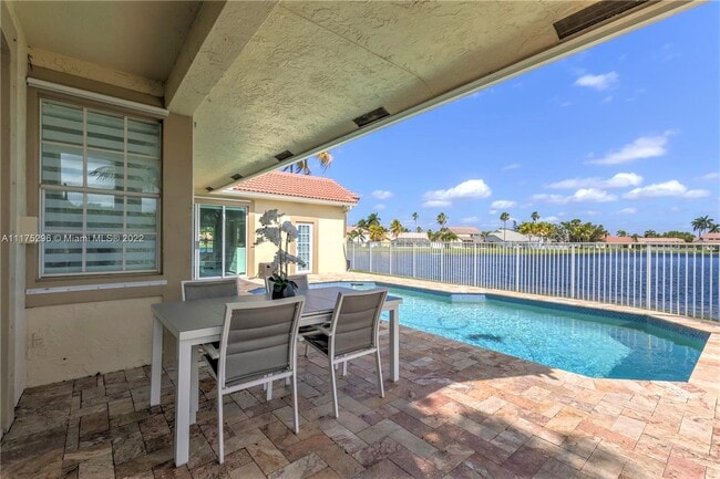 Building Photo - 1127 Laguna Springs Dr