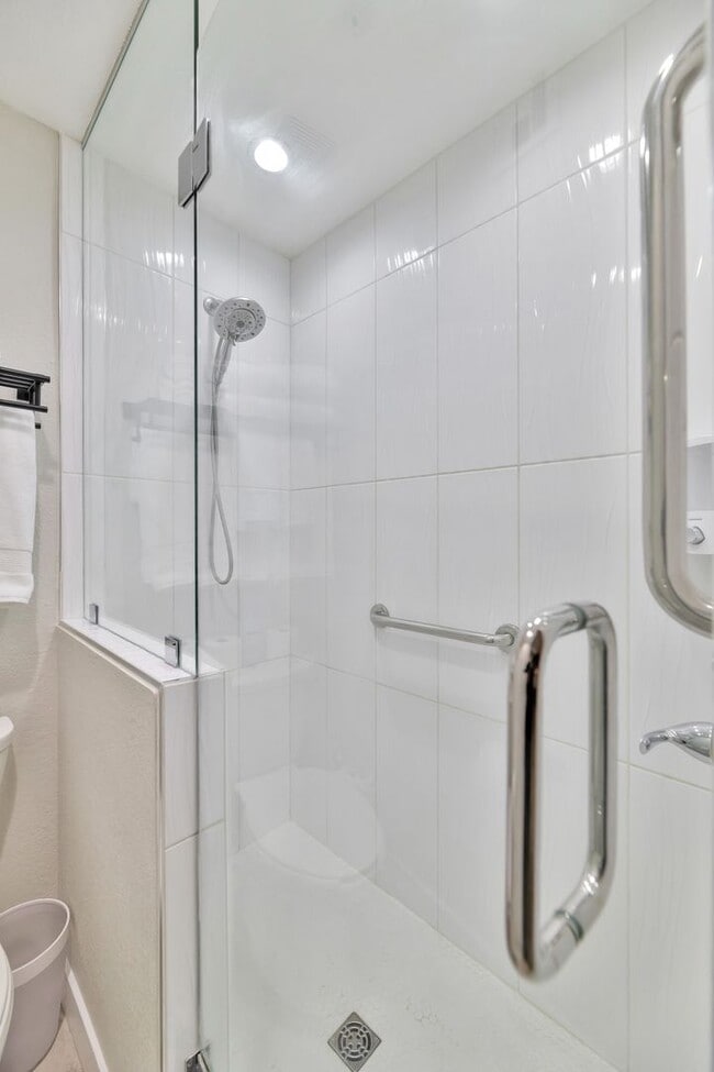 Building Photo - Rates Vary: $3,995 - $6,495