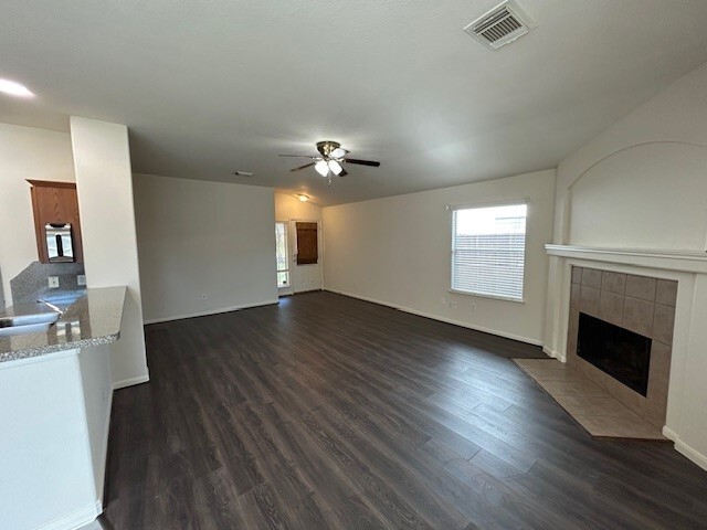 Building Photo - 21322 Bella Mountain Dr