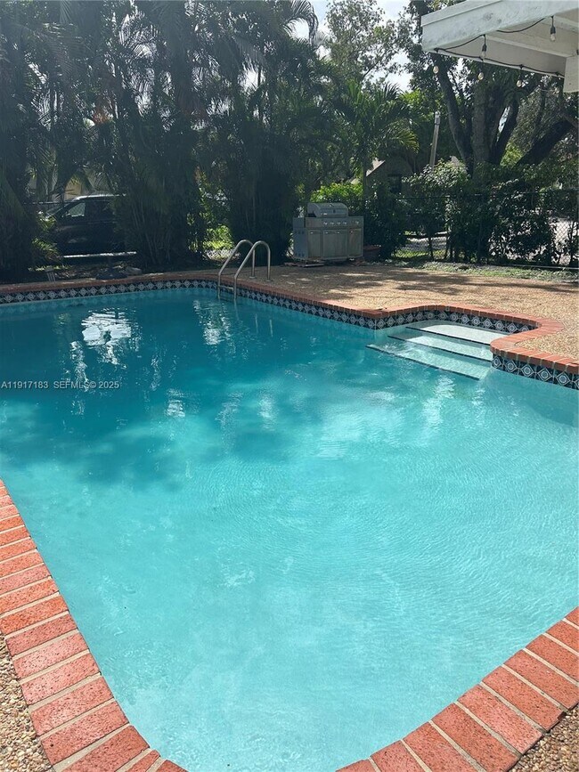 Building Photo - 2355 NW 120th Ln