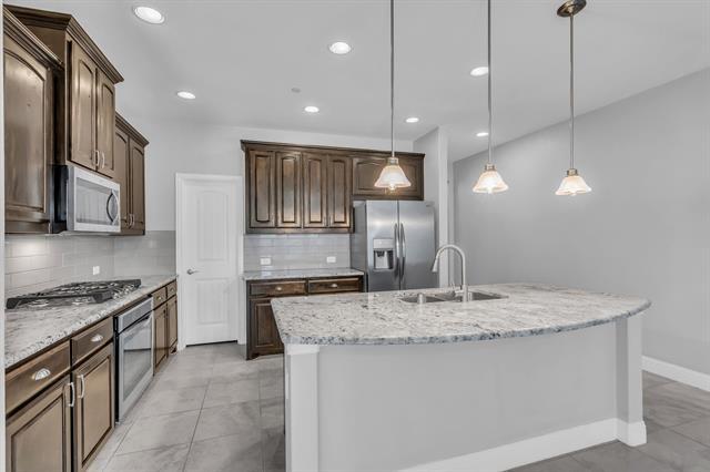 Building Photo - 1241 Wiltshire Dr