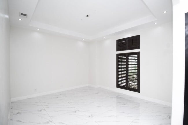 Building Photo - 3308 McCallister Ct