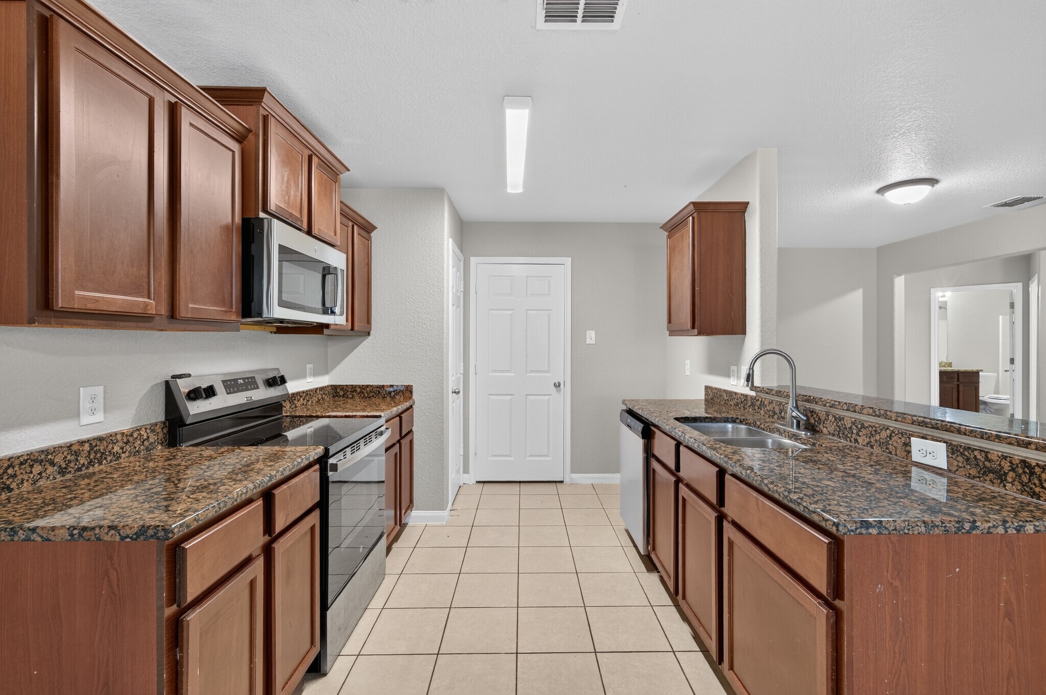 Building Photo - 6531 Luckey Sq