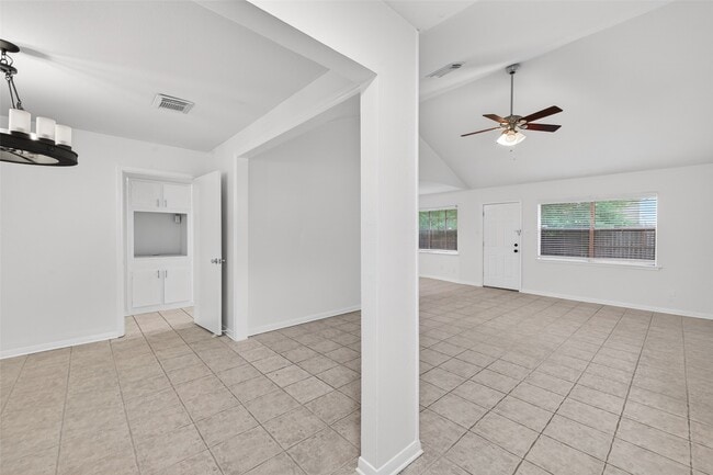 Building Photo - 12818 Westella Dr