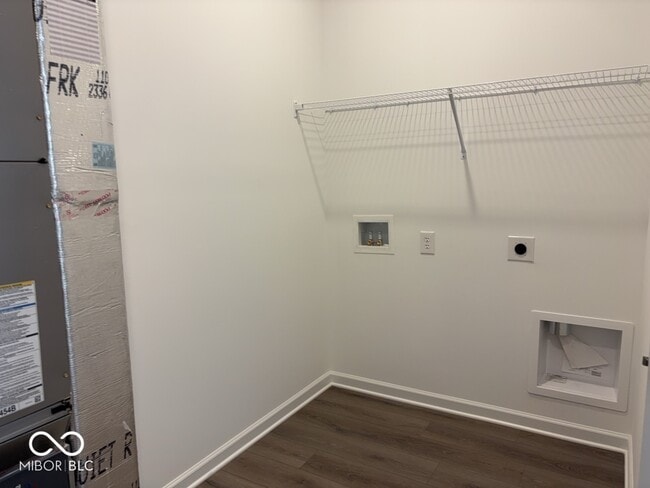 Building Photo - 817 Oyster Bay Dr