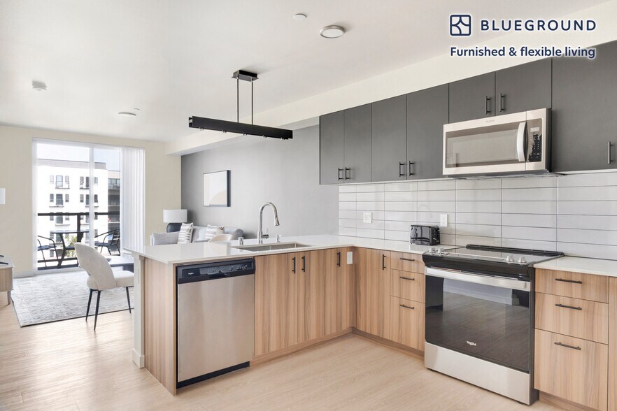 Building Photo - 18004 Midvale Ave N