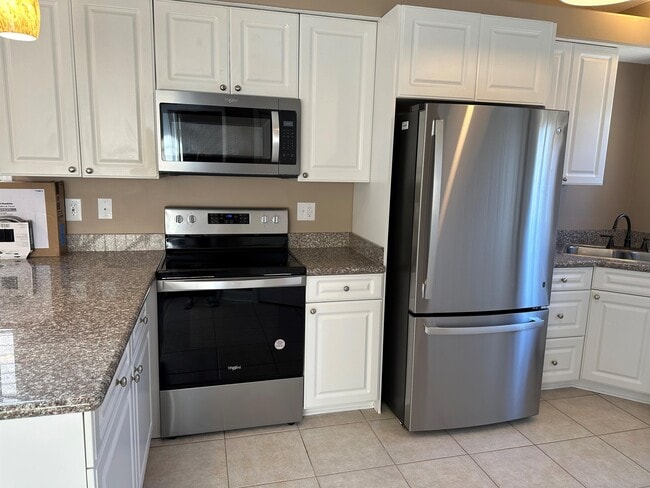 Building Photo - 4230 Arbor Green Way