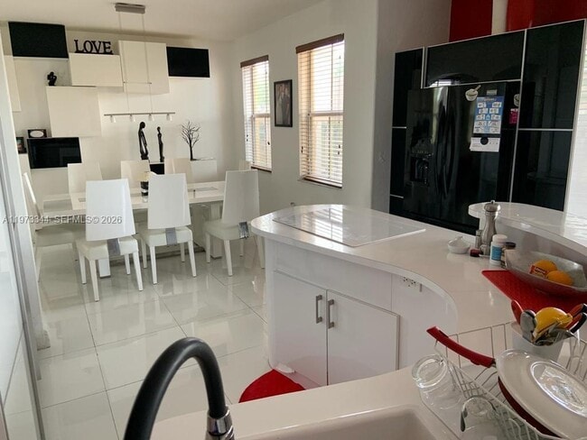 Building Photo - 7586 NW 113th Path