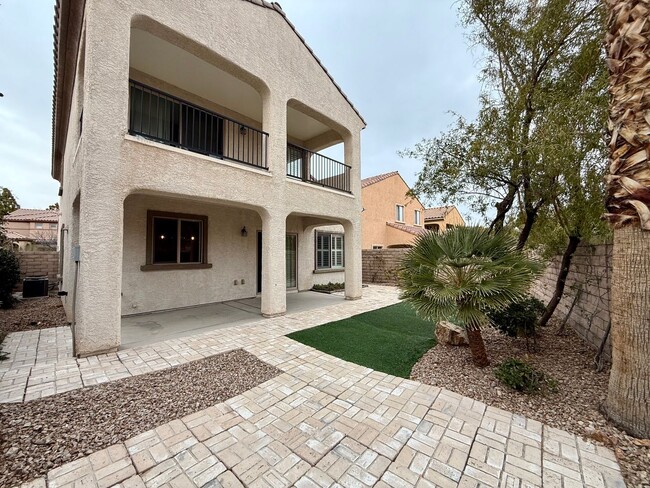 Building Photo - 3/BD 2.5/BA Home in Gated Community with S...