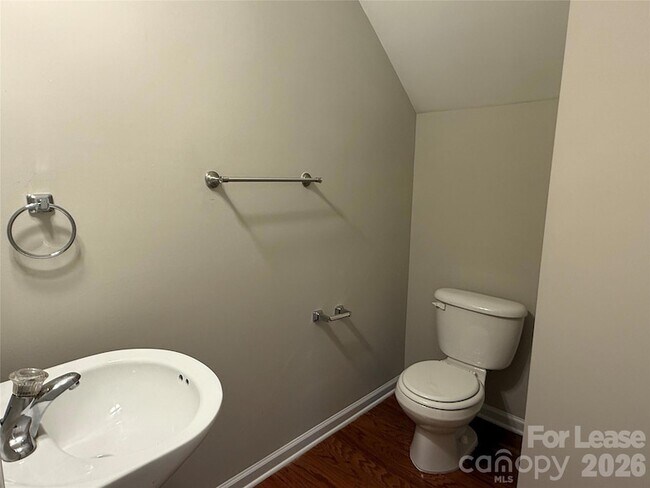 Building Photo - 2152 Whispering Way