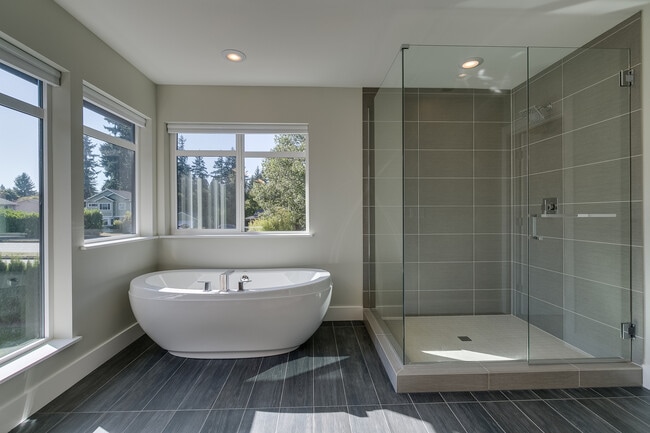 Building Photo - Luxurious & Contemporary 5 bed home in Red...