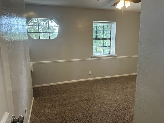 Building Photo - 54 Daffodil Ct