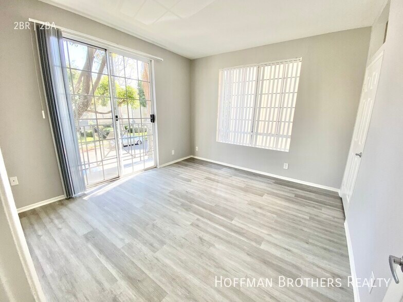 Building Photo - 3619 Cardiff Ave