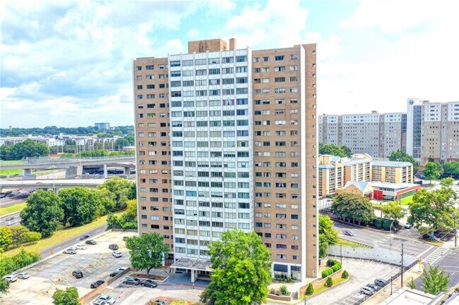 Building Photo - 215 Piedmont Ave NE