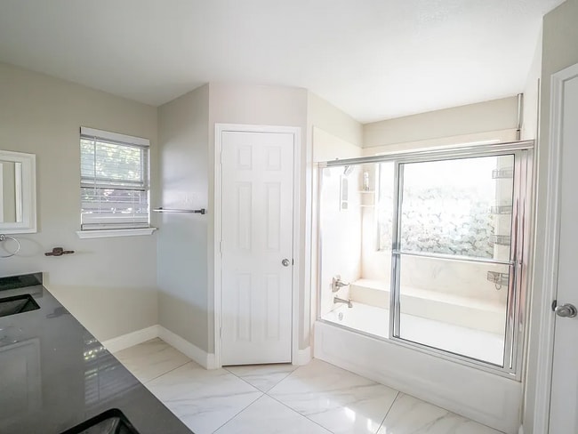 Building Photo - 9083 Prestonview Dr