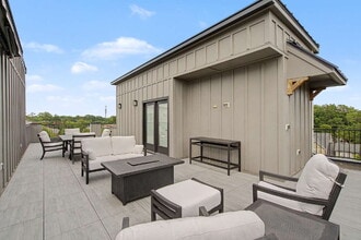 Building Photo - Townhome with Elevator at Park Station in Cary