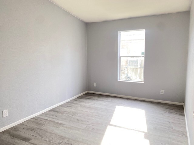 Building Photo - 1853 Monterey Dr