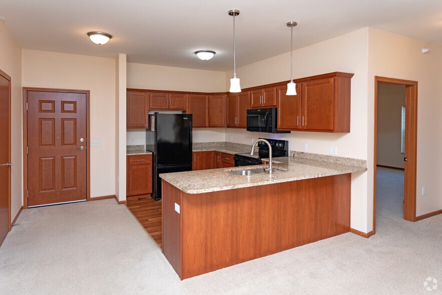 3BR, 2BA - 1,363SF - The Estates at Arbor Oaks