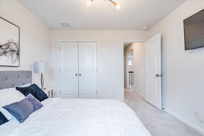 Building Photo - 4513 Lucabella Ln