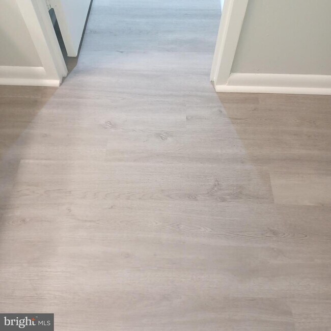 Building Photo - 3701 S George Mason Dr