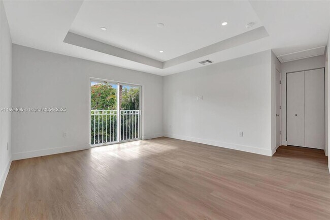 Building Photo - 1563 NW 94th Ave