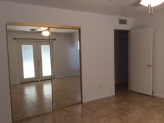Building Photo - EDENWOOD WEST POOL HOME