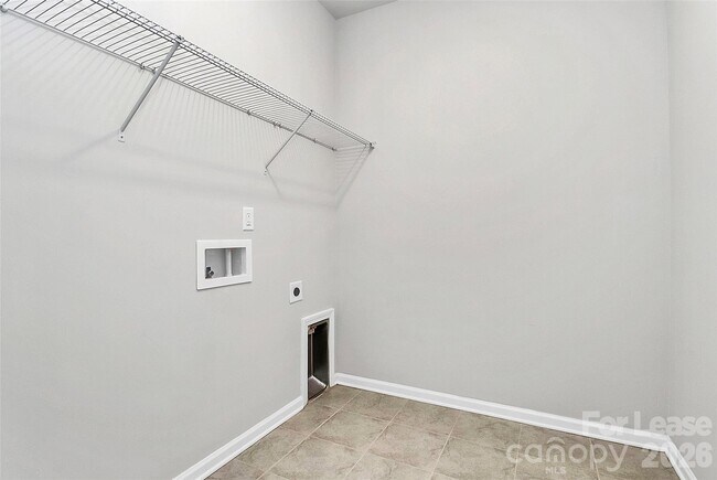 Building Photo - 720 Herlong Ave