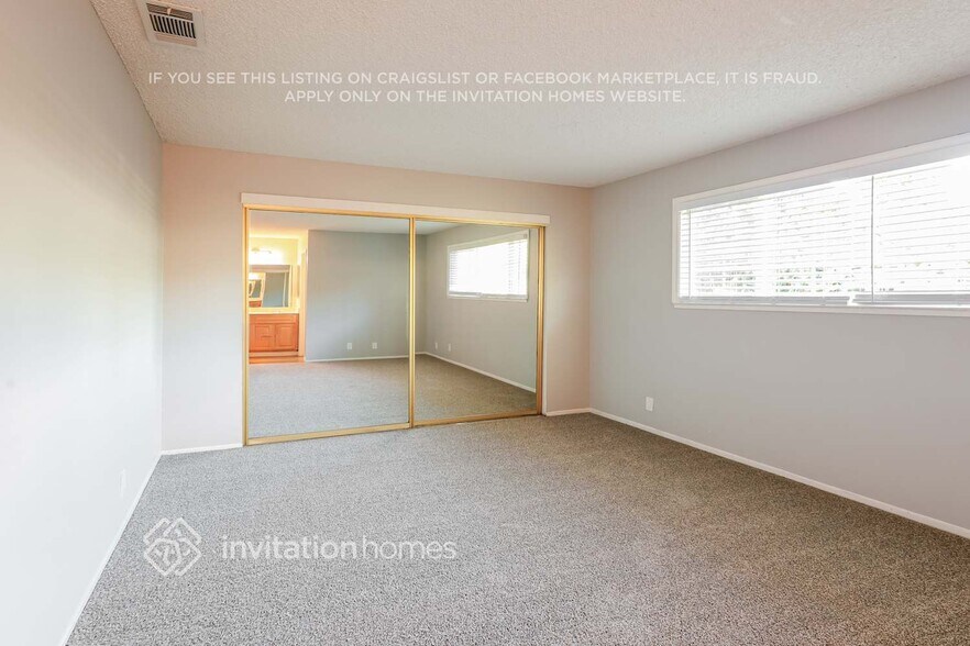 Building Photo - 1120 Whipporwill Way