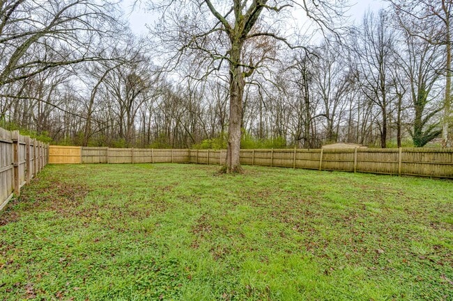 Building Photo - Two Bedroom Home For Rent