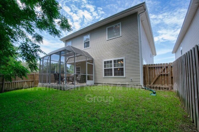 Building Photo - 119 Farrah Ave