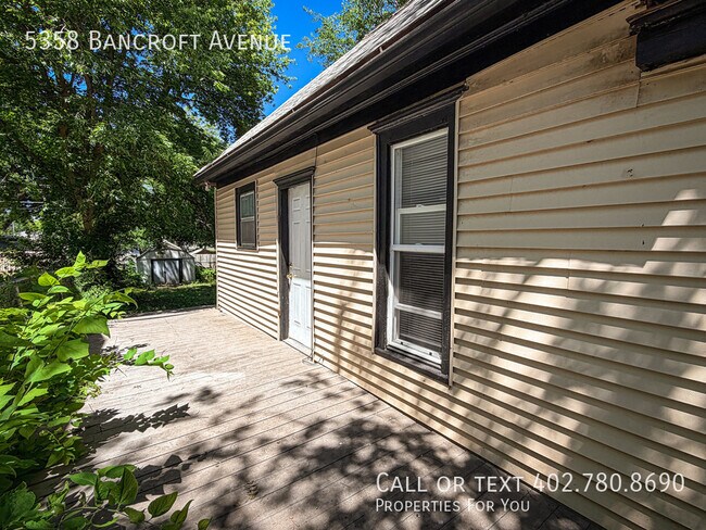 Building Photo - 5358 Bancroft Ave
