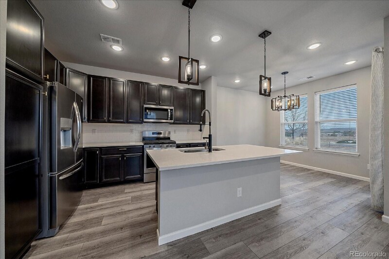 Building Photo - 14605 E Belleview Dr