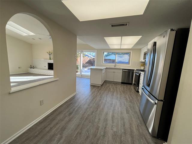 Building Photo - 6646 Hillwood Ln