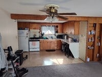 Building Photo - 301 Barr Elms Ave