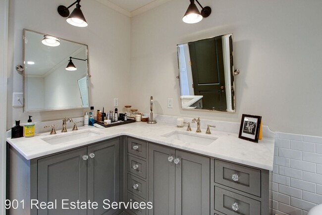 Building Photo - 2 br, 2.5 bath House - 65 E Pontotoc #304