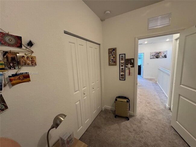 Building Photo - 2604 SE 19th St