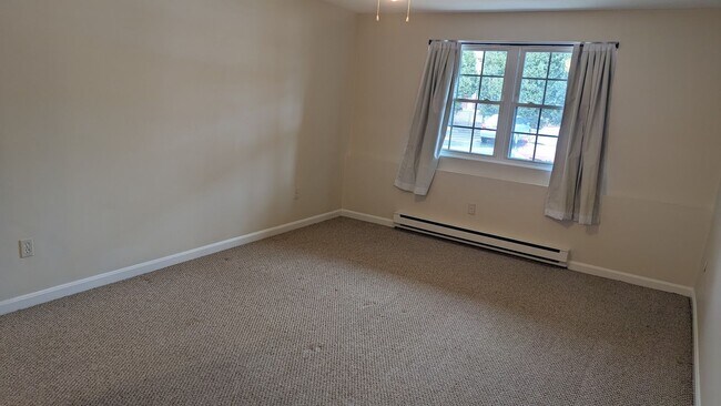 Building Photo - 16B Mayberry Dr