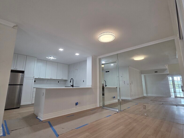 Building Photo - 5305 Buckhead Cir