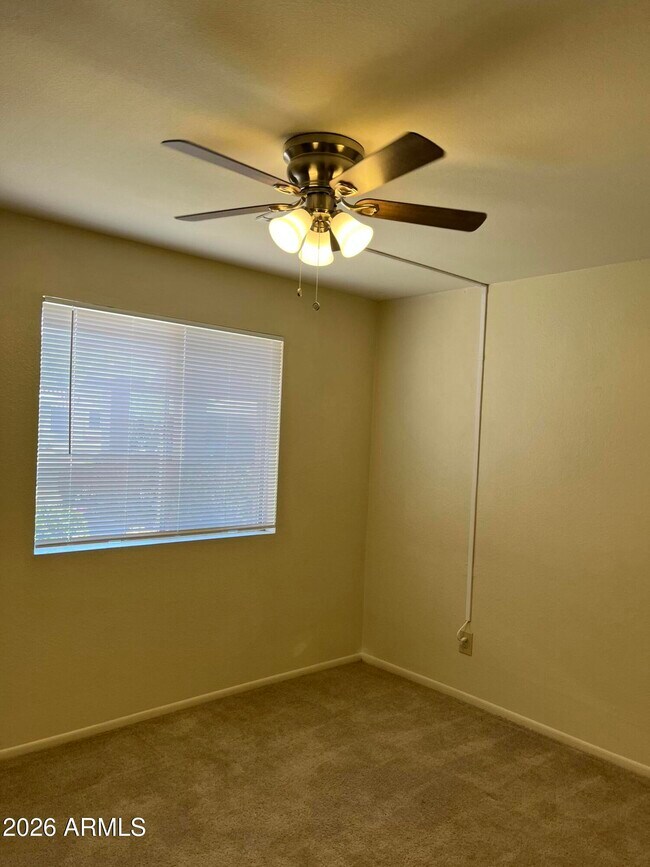 Building Photo - 507 E Colgate Dr