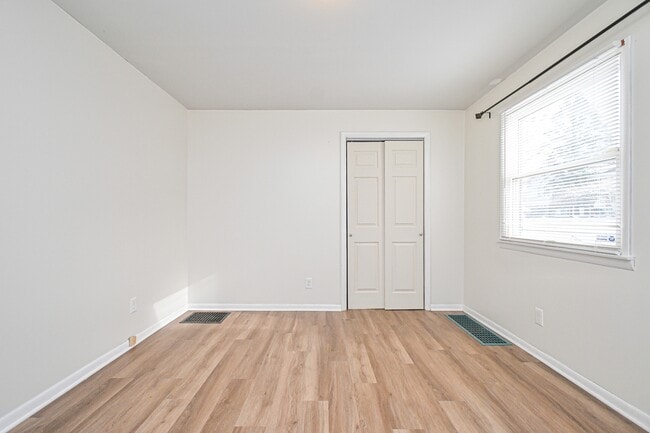 Building Photo - 4110 Eileen Dr